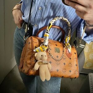 Authentic MCM vintage Boston bag M9867 (KHS03)